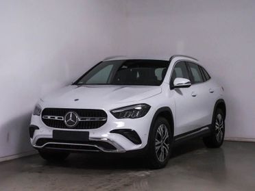 Mercedes-Benz GLA GLA 180 Automatic Progressive Advanced