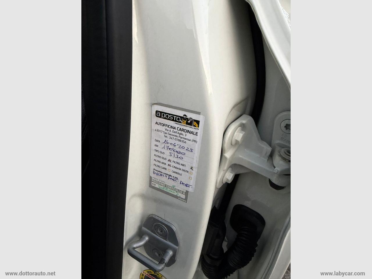 MERCEDES-BENZ A 200 d Automatic 4Matic Premium