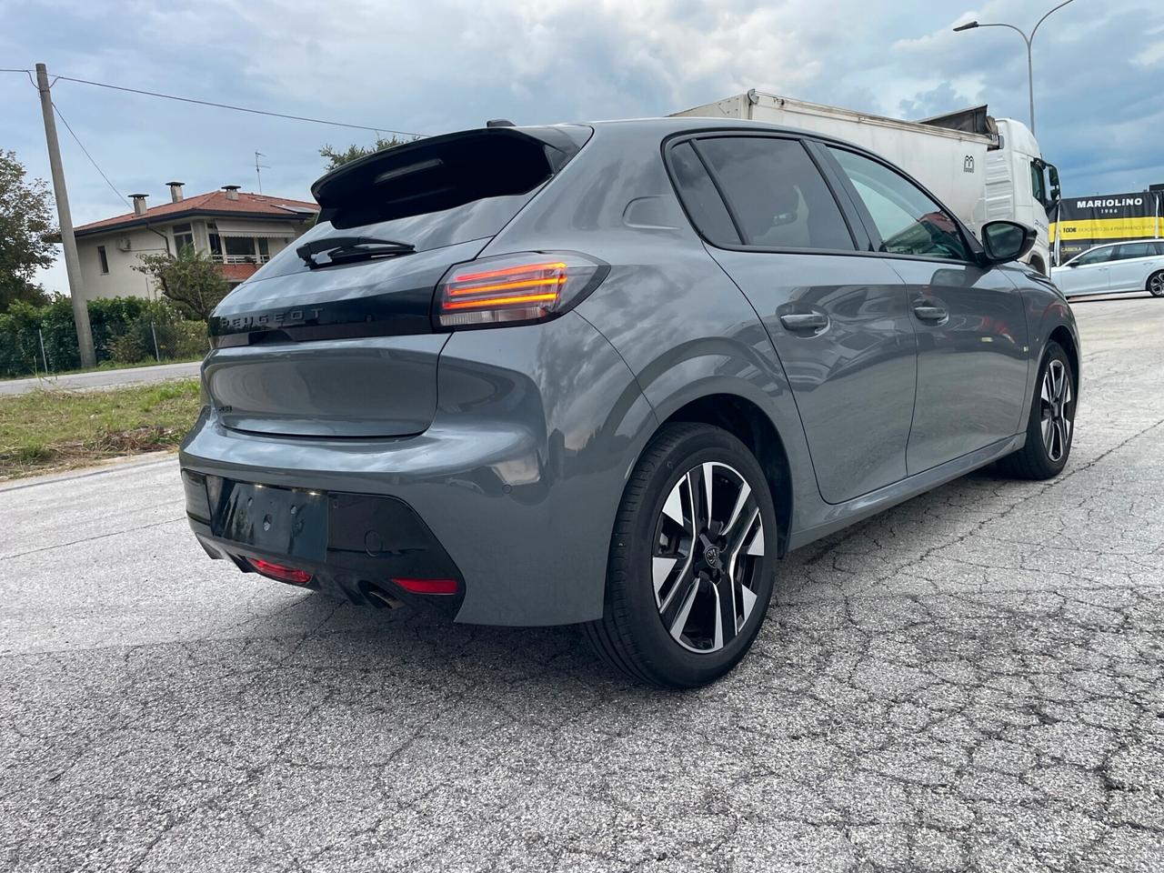 Peugeot 208 PureTech 100 Stop&Start 5 porte Allure