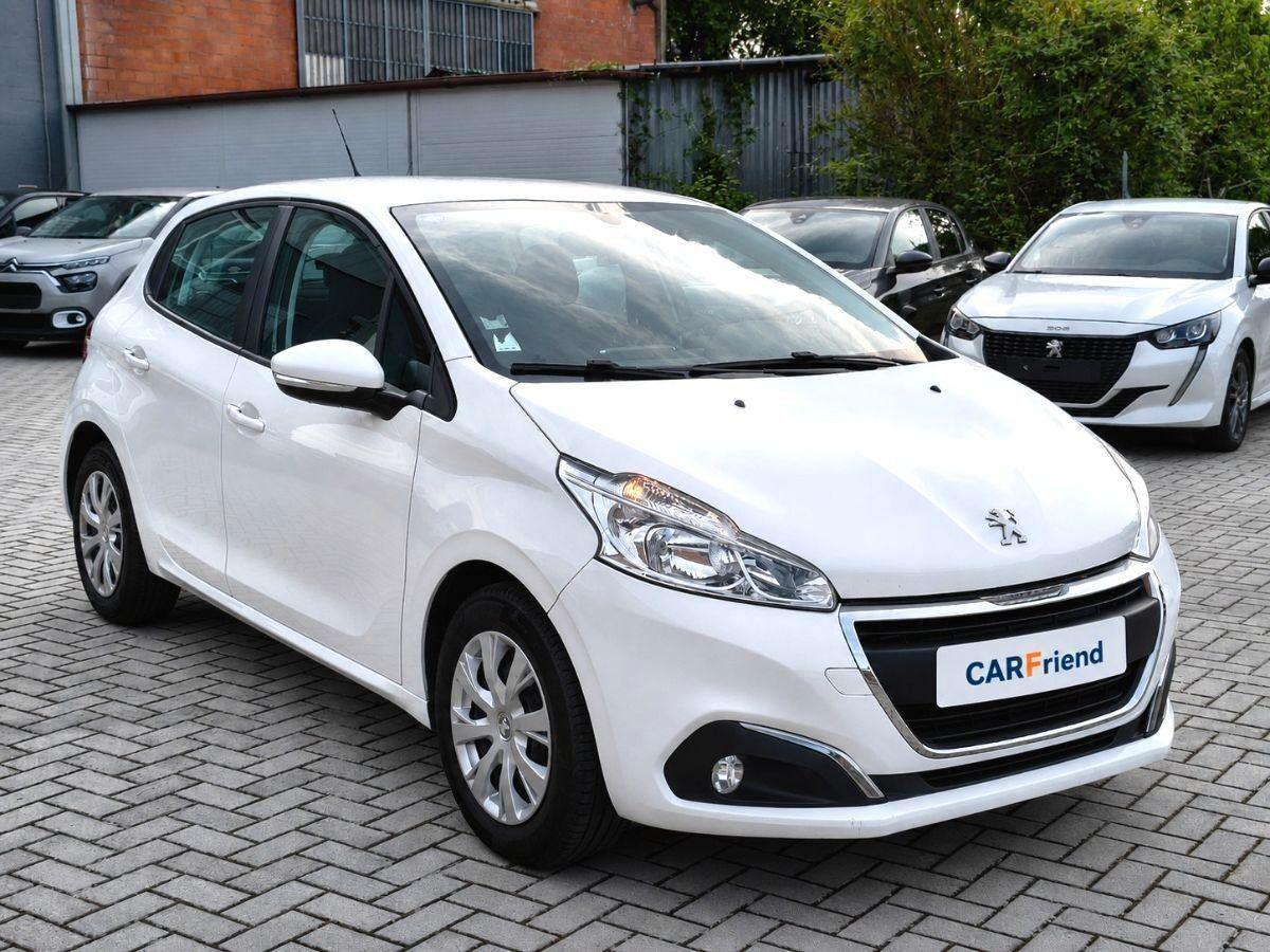 Peugeot 208 PureTech 82 5 porte Allure
