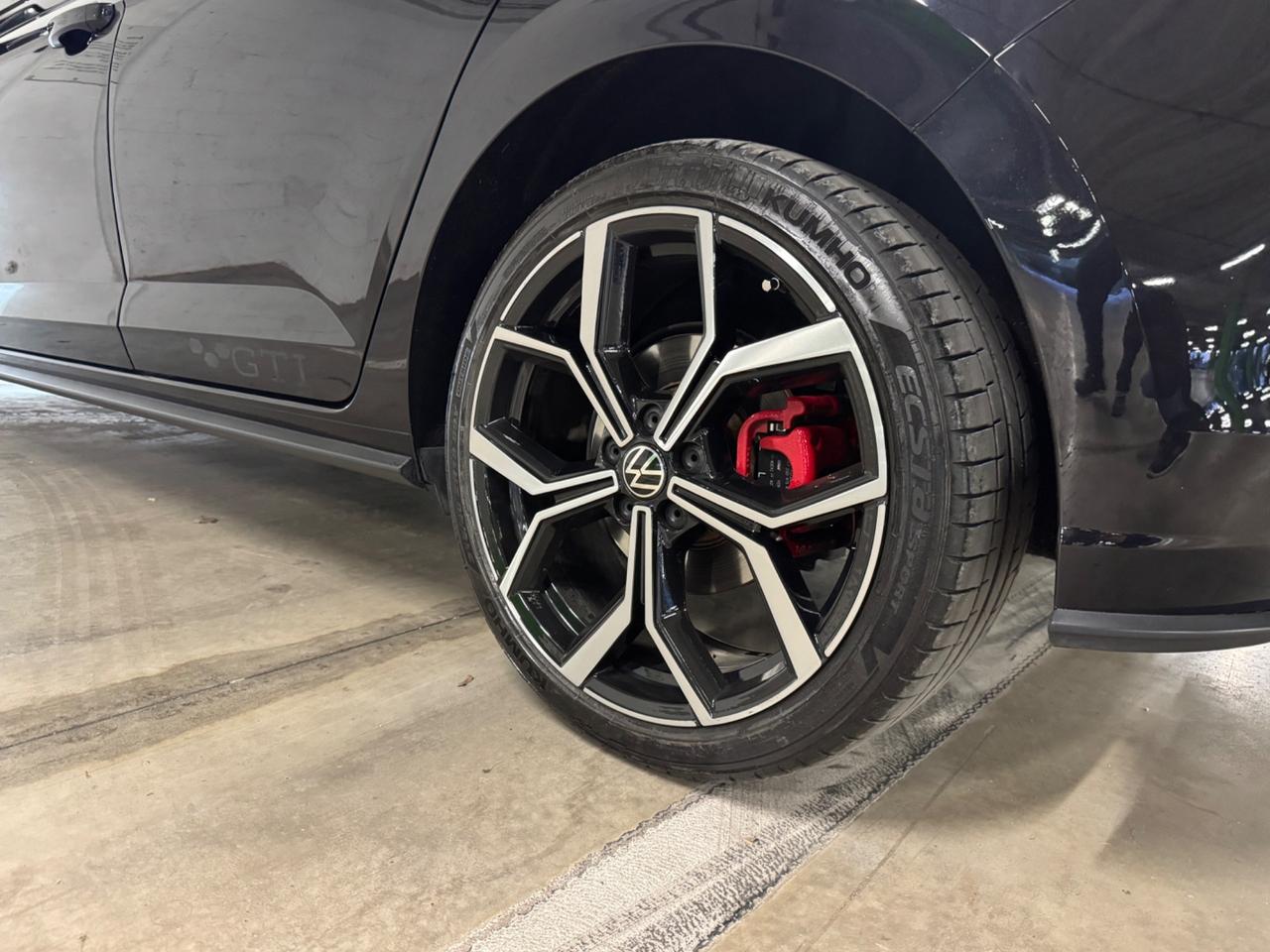 Volkswagen Polo 2.0 TSI DSG GTI