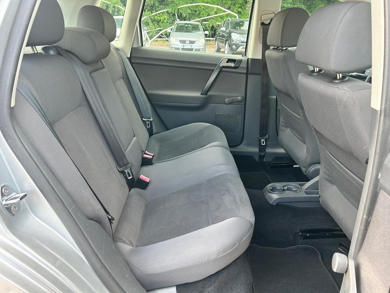 VOLKSWAGEN POLO 1.4 80CV 5PORTE OK NEOPATENTATI