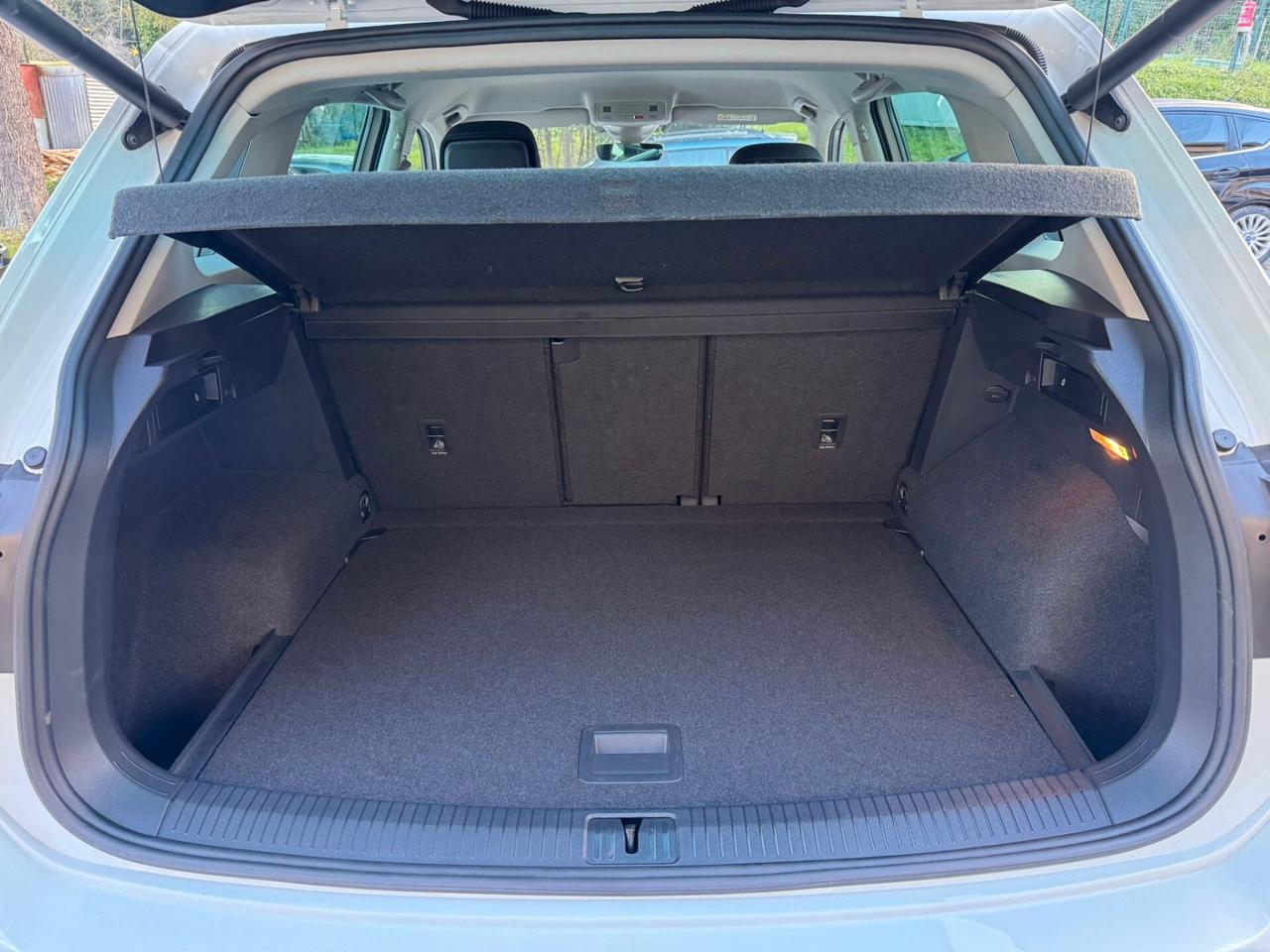 Volkswagen Tiguan 2.0 TDI SCR DSG 4MOTION Advanced BMT FULL OPT. GARANZIA 1 ANNO