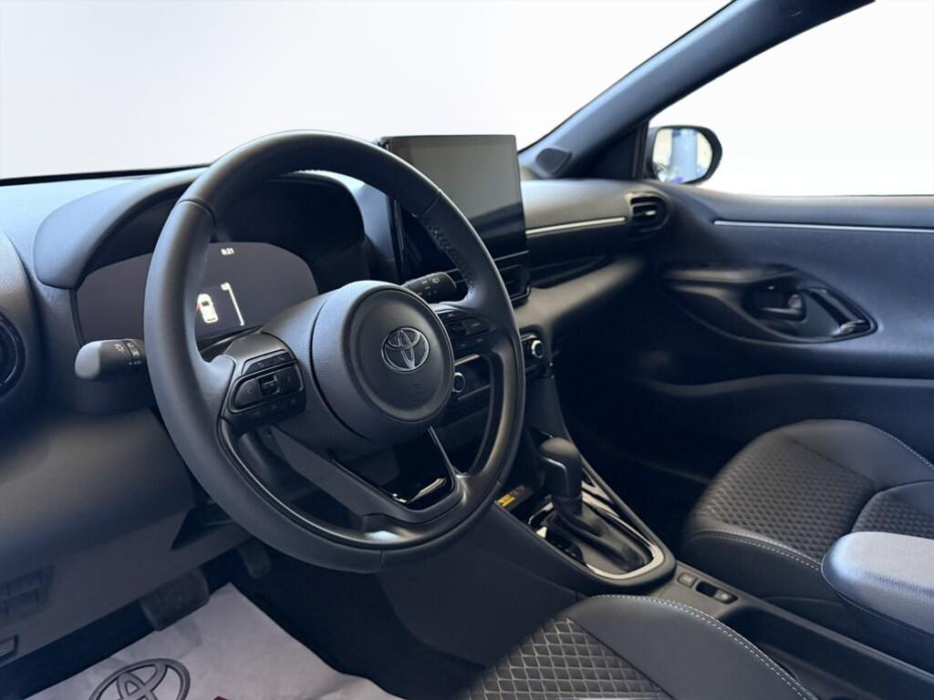 Toyota Yaris 1.5 Hybrid 130 Lounge E-CVT