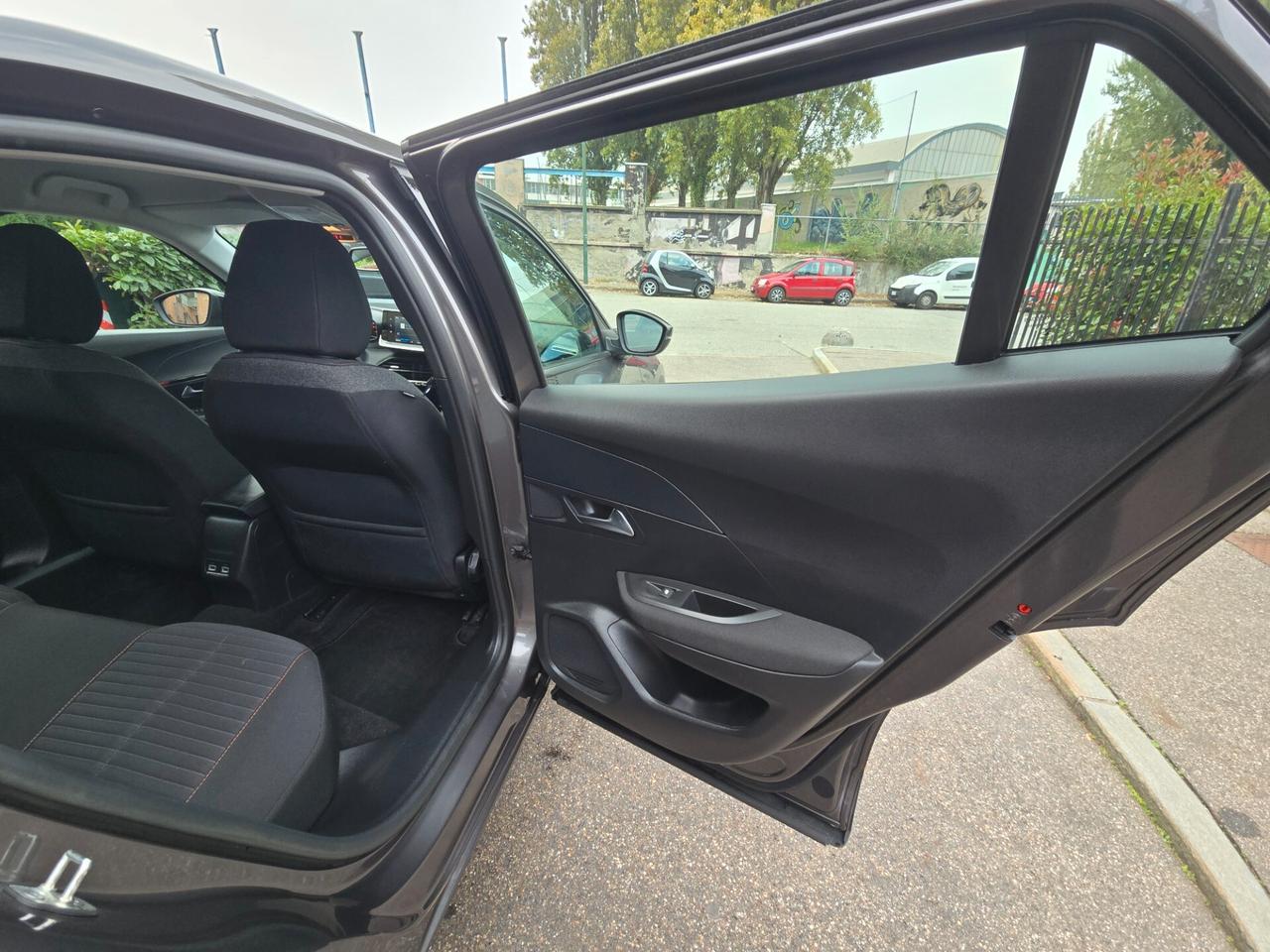 PEUGEOT 2008 II 1.2 (130cv) PureTech Allure S Automatica