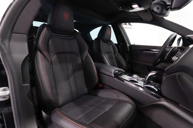 Maserati Ghibli Modena Ultima SQ4 430 CV