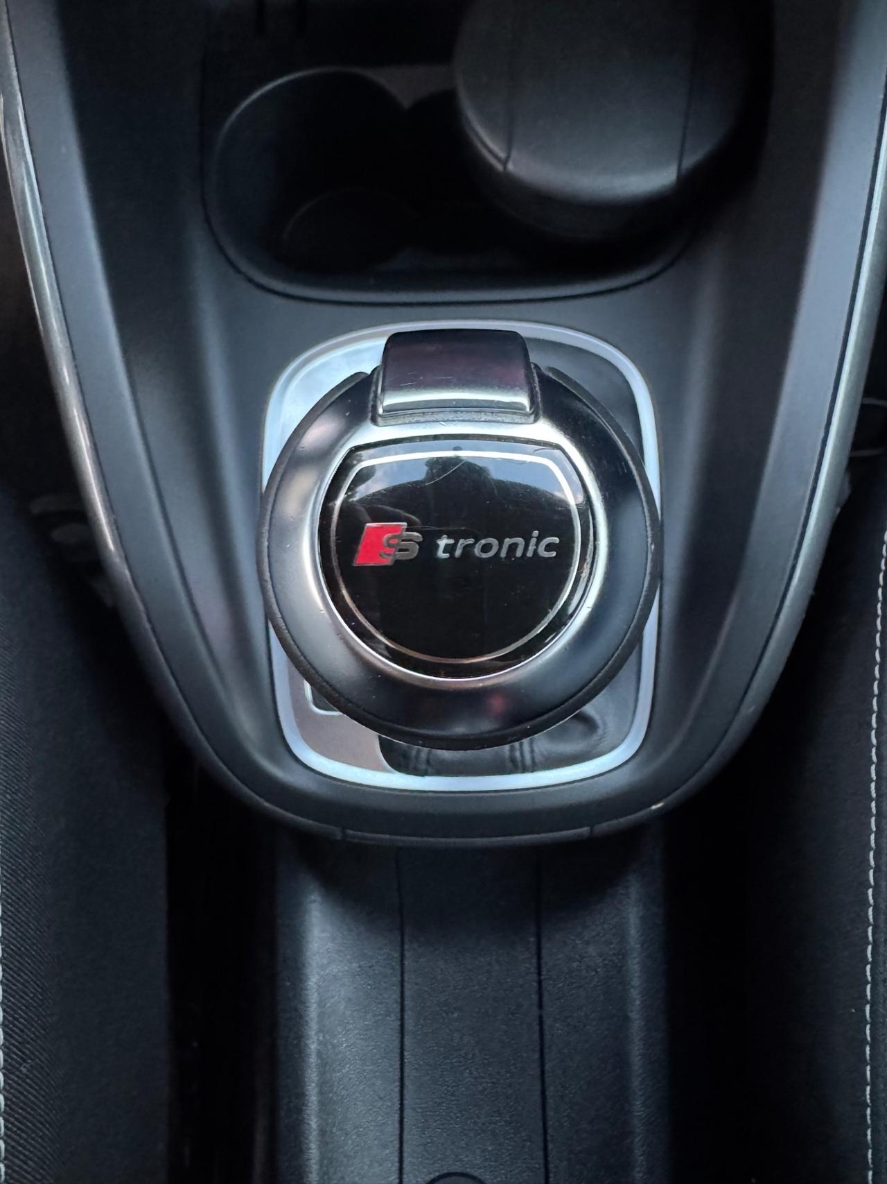 Audi A1 SPB 1.6 TDI CAMBIO AUTOMATICO/UNICOPROPRIETARIO