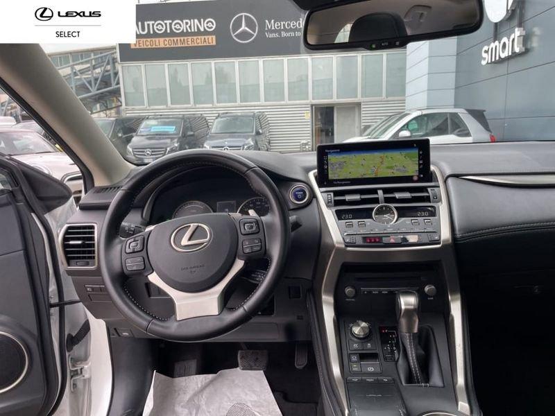 Lexus NX 300H 2.5 PREMIUM 4WD CVT