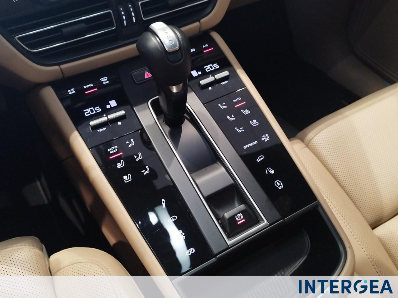 PORSCHE Macan 2.9 S 380cv pdk