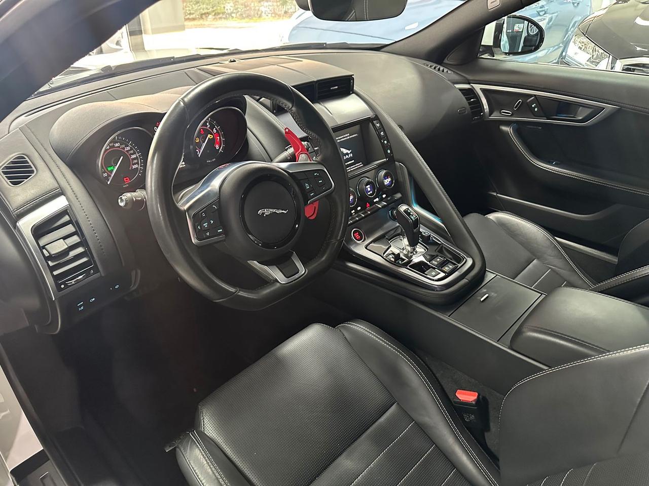 Jaguar F-Type R-Dynamic 2.0 Twinturbo #8830