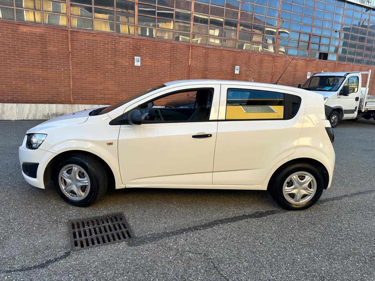 Chevrolet Aveo 1.2 86CV GPL della casa 5 porte