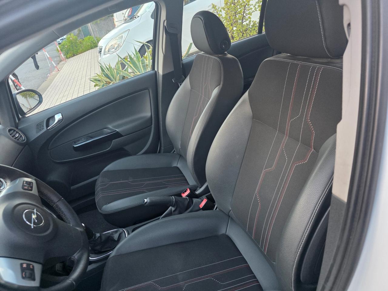 Opel Corsa 1.2 5 porte Elective