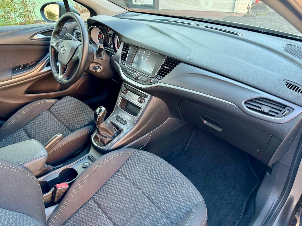 Opel Astra 1.6 CDTi 110CV Start&Stop Sports Tourer Business