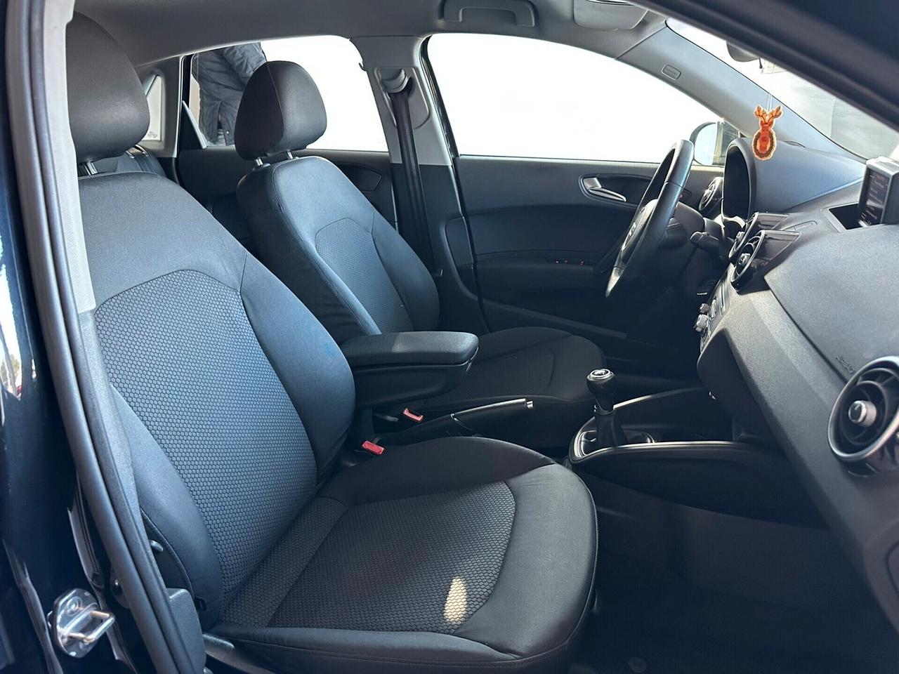 Audi A1 Sportback 1.6 TDI 90cv Sline FULL LED