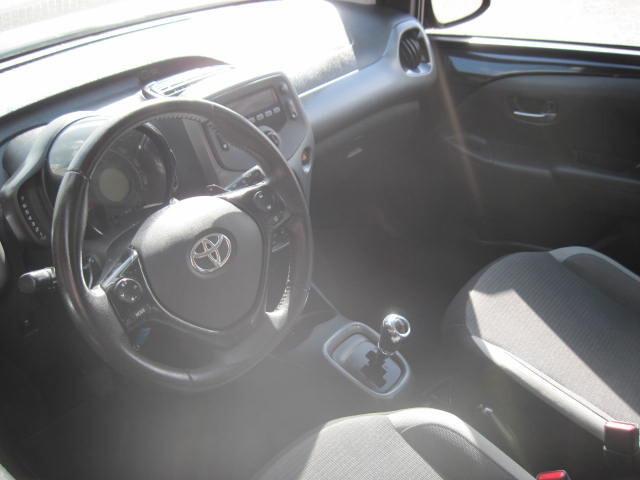 Toyota Aygo Connect 1.0 VVT-i 72 CV SOLO KM 30000