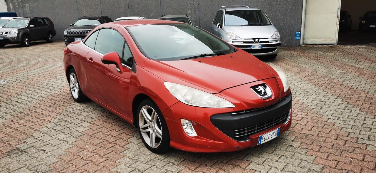 Peugeot 308 1.6 HDi 112CV CC Féline