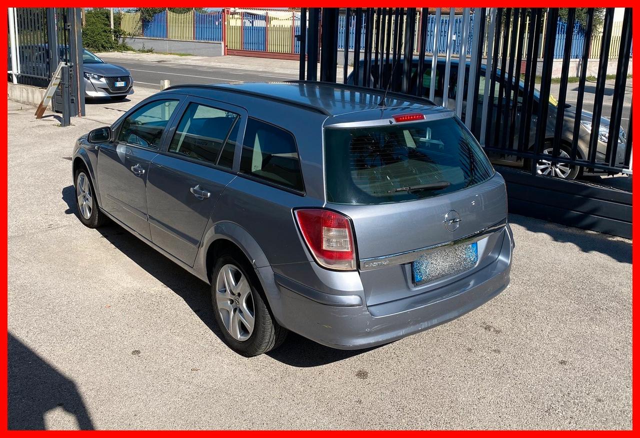 Opel Astra 1.6 115CV Sports Tourer Cosmo