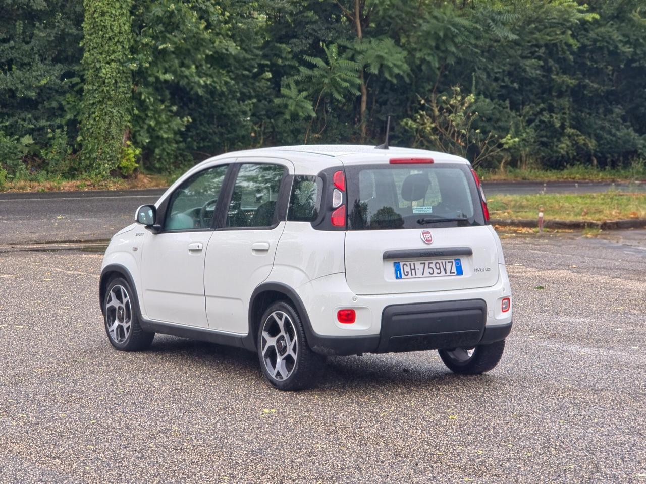 Fiat Panda 1.0 FireFly S&S Hybrid Red CV-69 E6 Manuale NEO 2022