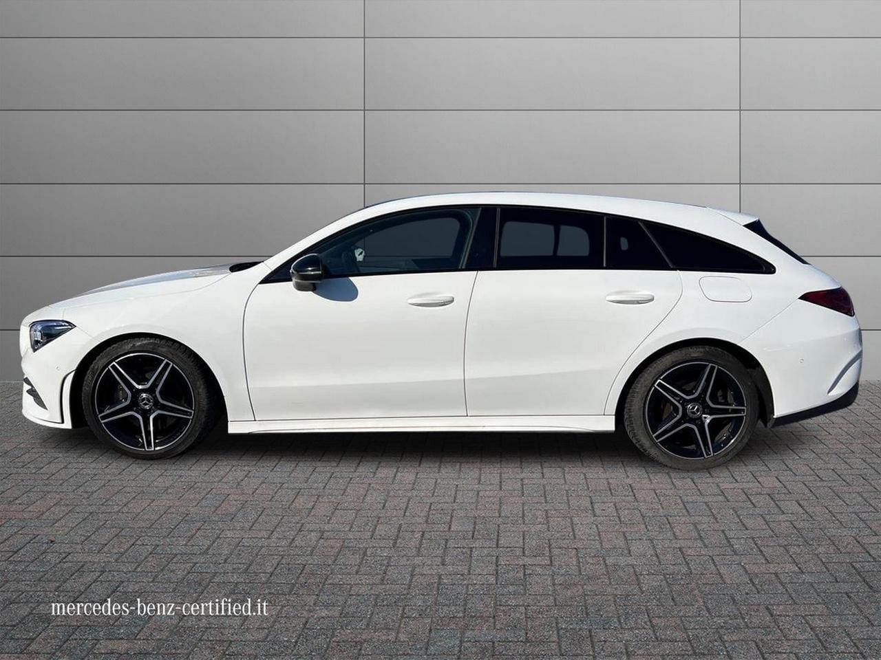 Mercedes-Benz CLA Shooting Brake 200 d Premium auto