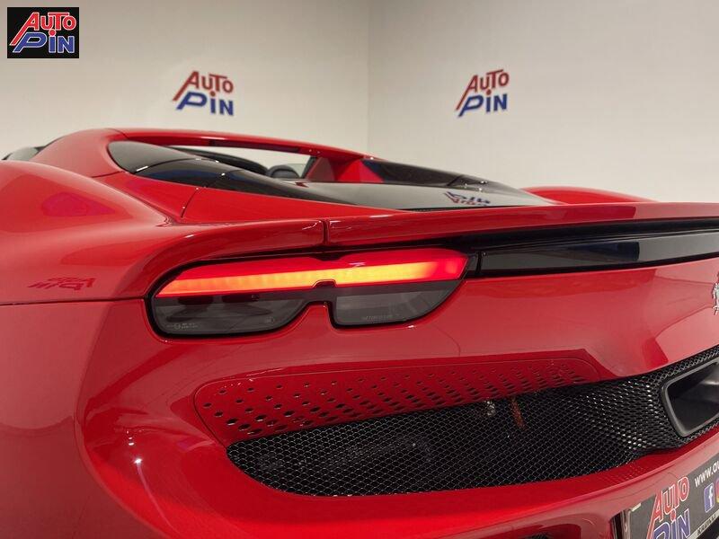 Ferrari 296 GTS 3.0 Hybrid DCT GTS