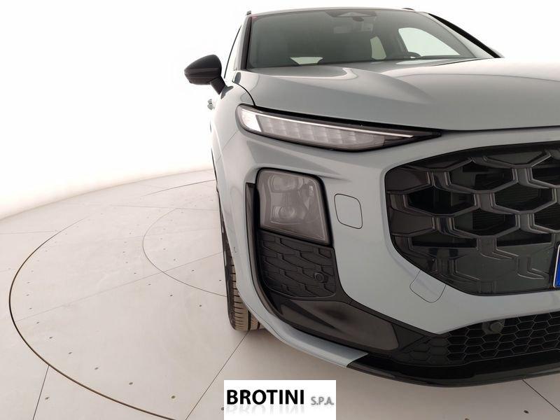 Audi Q3 e-hybrid 200 kW S tronic Bus Adv