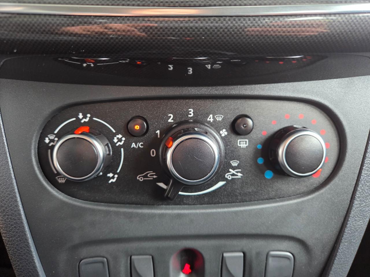 Dacia Sandero 1.0 SCe 12V 75CV Start&Stop Comfort