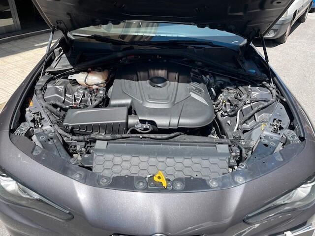 Alfa Romeo Giulia 2.2 Turbodiesel 160 CV AT8 Business