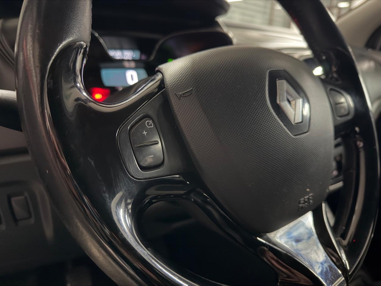 RENAULT Captur 1.5 dCi (90) S&S Live 2014