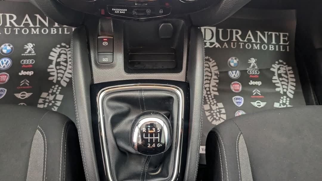 Nissan Qashqai 1.7 dCi 150 CV 4WD Business