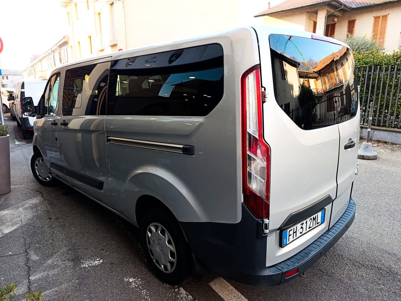 Ford Transit Custom 9 posti 310 2.0 TDCi 130 PL Combi Trend