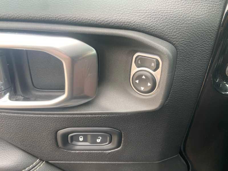 JEEP Wrangler Unlimited 2.2 mjt II Sahara AuTo