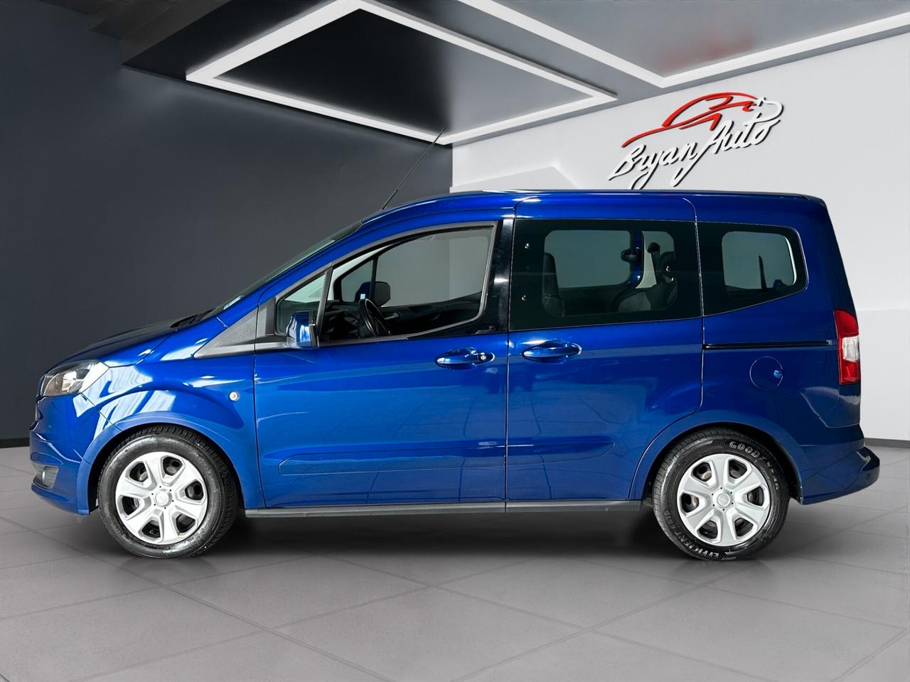 Ford Tourneo Courier 1.5 TDCI 75 CV Plus