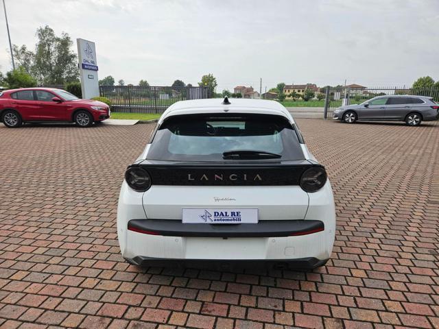 LANCIA Ypsilon Hybrid e-DCT