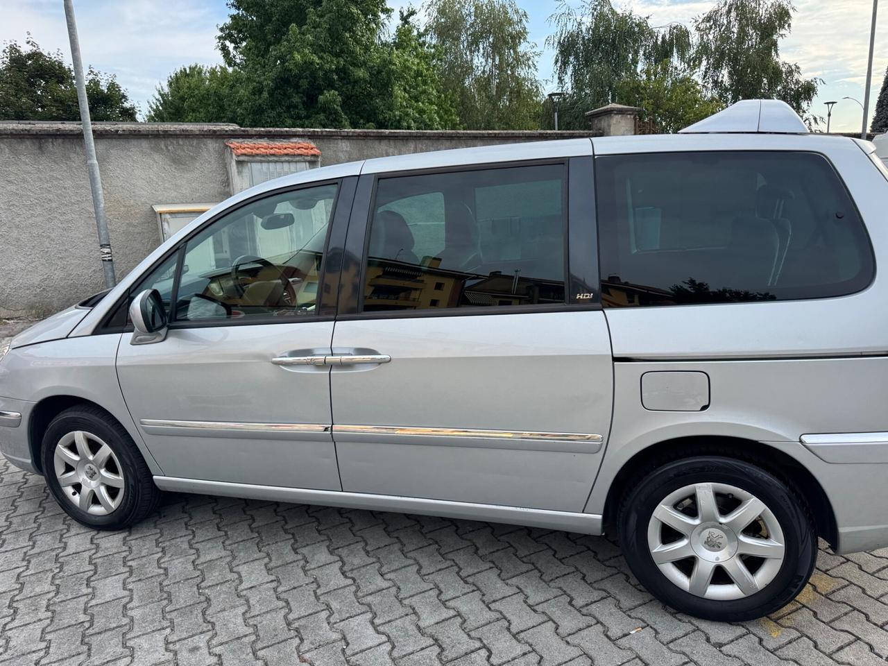Peugeot 807 2.0 HDi 163CV SV 7 posti