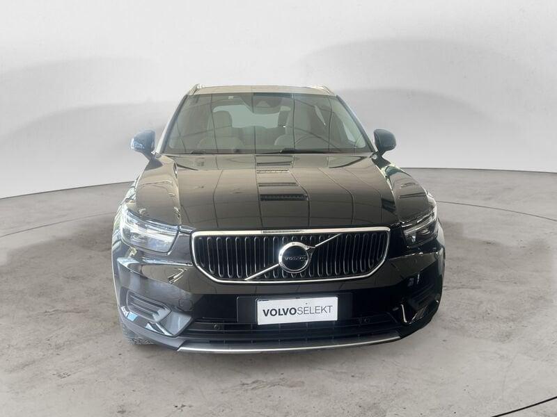 Volvo XC40 D3 150 CV AWD Automatica LED Momentum