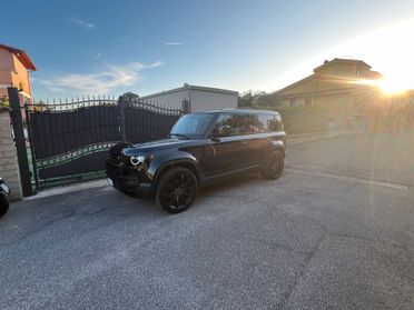 Land Rover Defender 110 2.0 SD4 240CV AWD Auto HSE 7posti cerchi da 22"