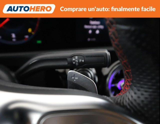 MERCEDES-BENZ A 180 d Automatic Premium