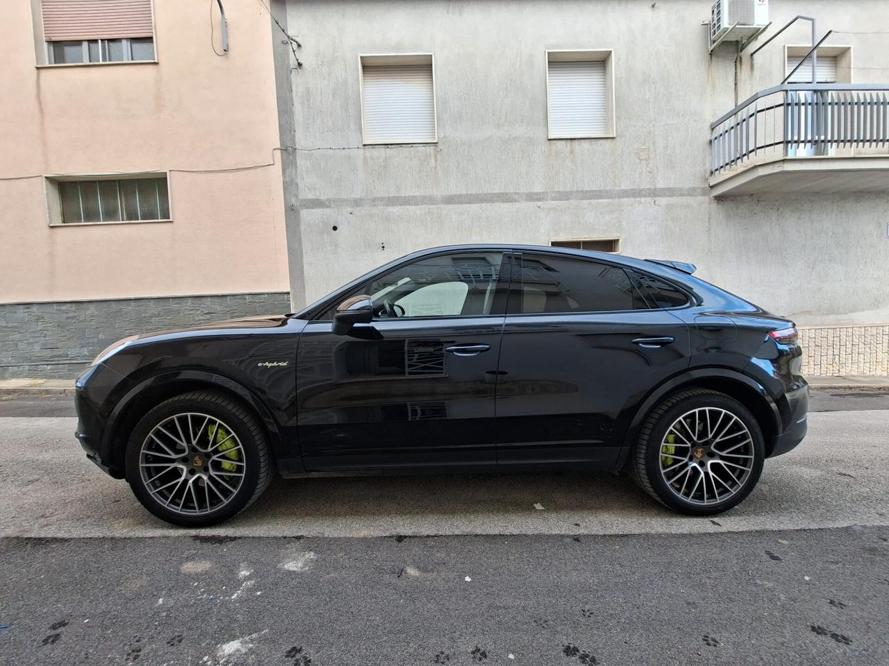 Porsche Cayenne 3.0 V6 E-Hybrid