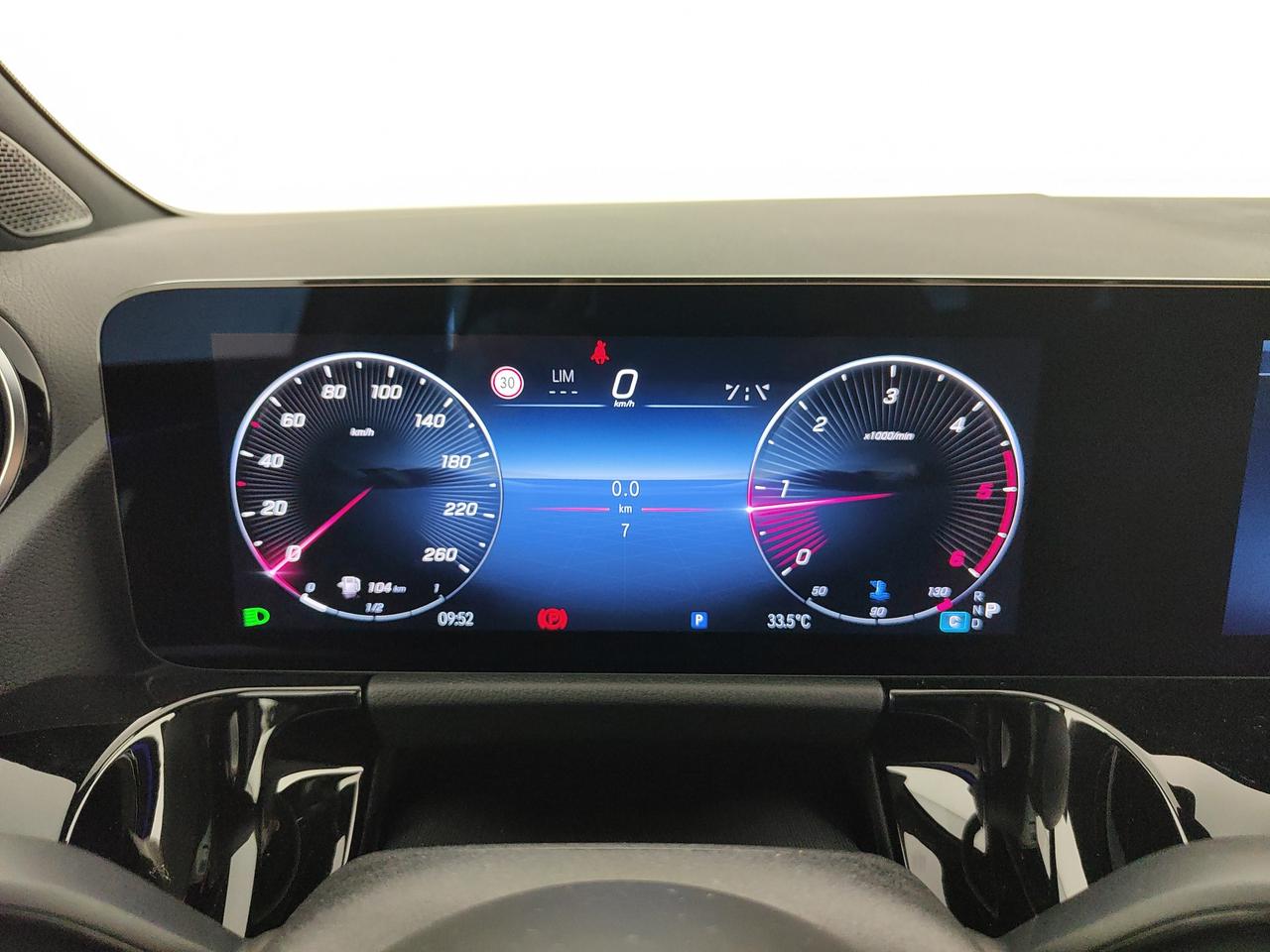 Mercedes-Benz GLA 200 d 4MATIC