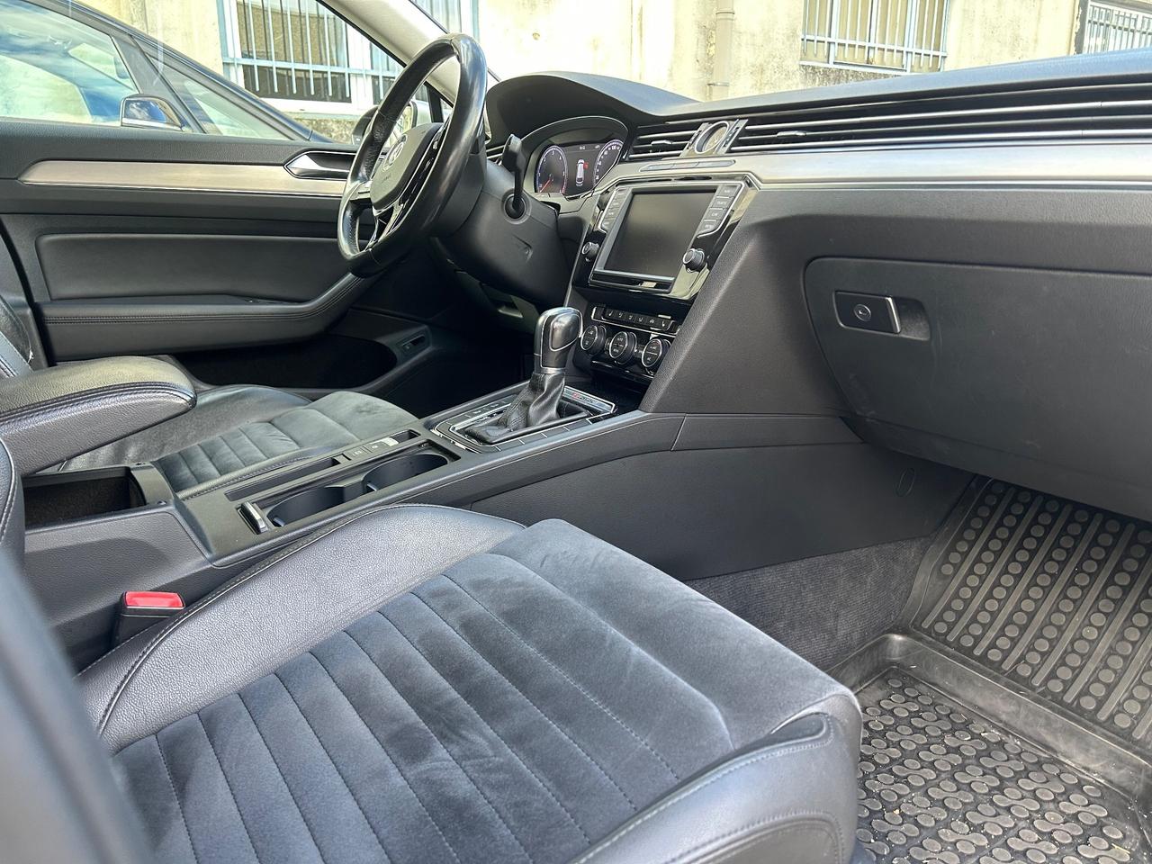 Volkswagen Passat 2.0 TDI 4MOTION °LEGGI NOTE°