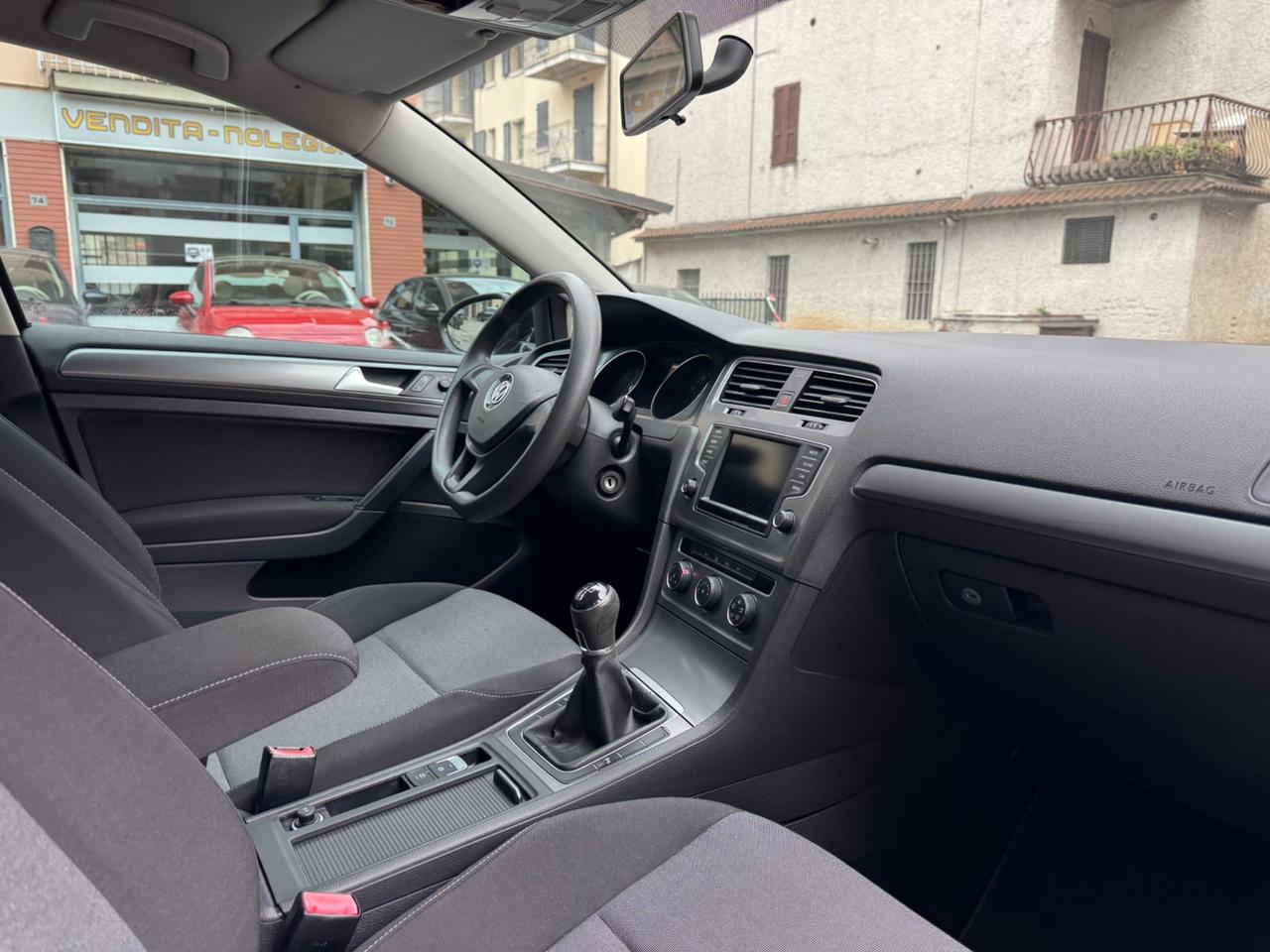 Volkswagen Golf 1.2 TSI 5p. BlueMotion Technology - CINGHIA NUOVA - GIA' TAGLIANDATA