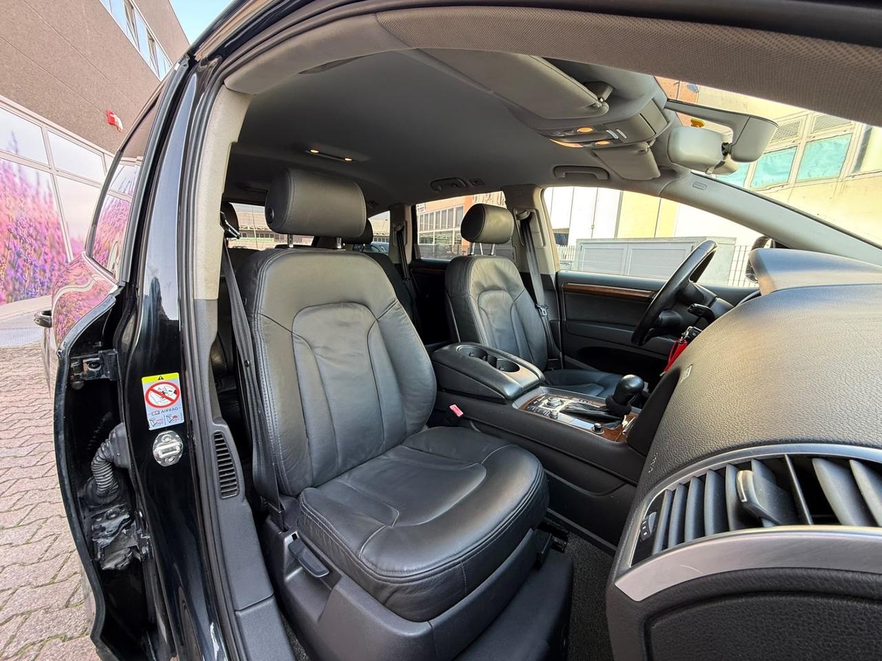 Audi Q7 3.0 V6 TDI 240 CV quattro tiptronic GANCIO TRAINO