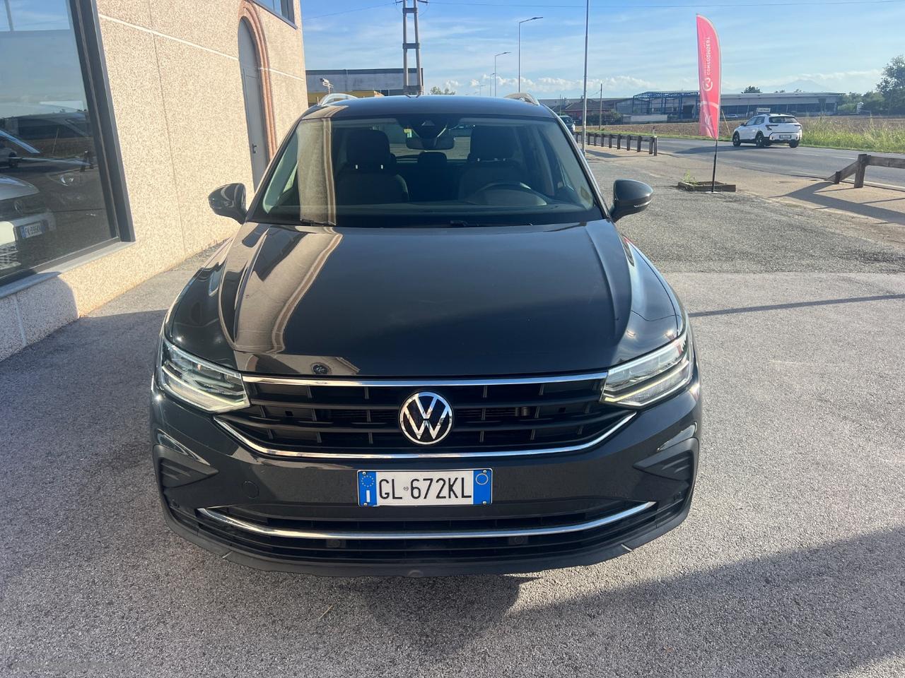 VOLKSWAGEN Tiguan 2.0 TDI 150CV SCR DSG Life IVA ESPOSTA