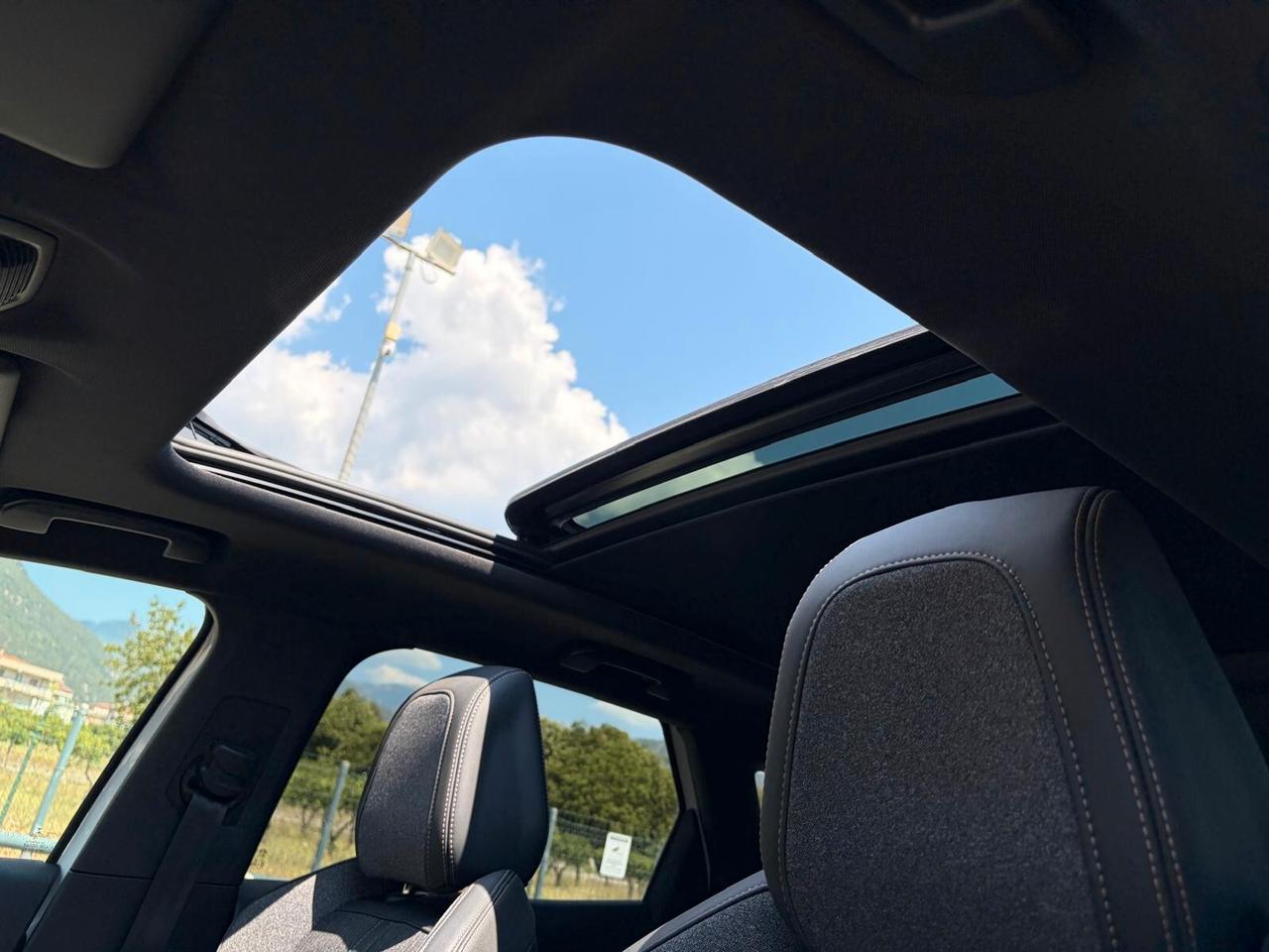 Peugeot 3008 II 2019 1.5 bluehdi GT Line EAT8 TETTO APRIBILE