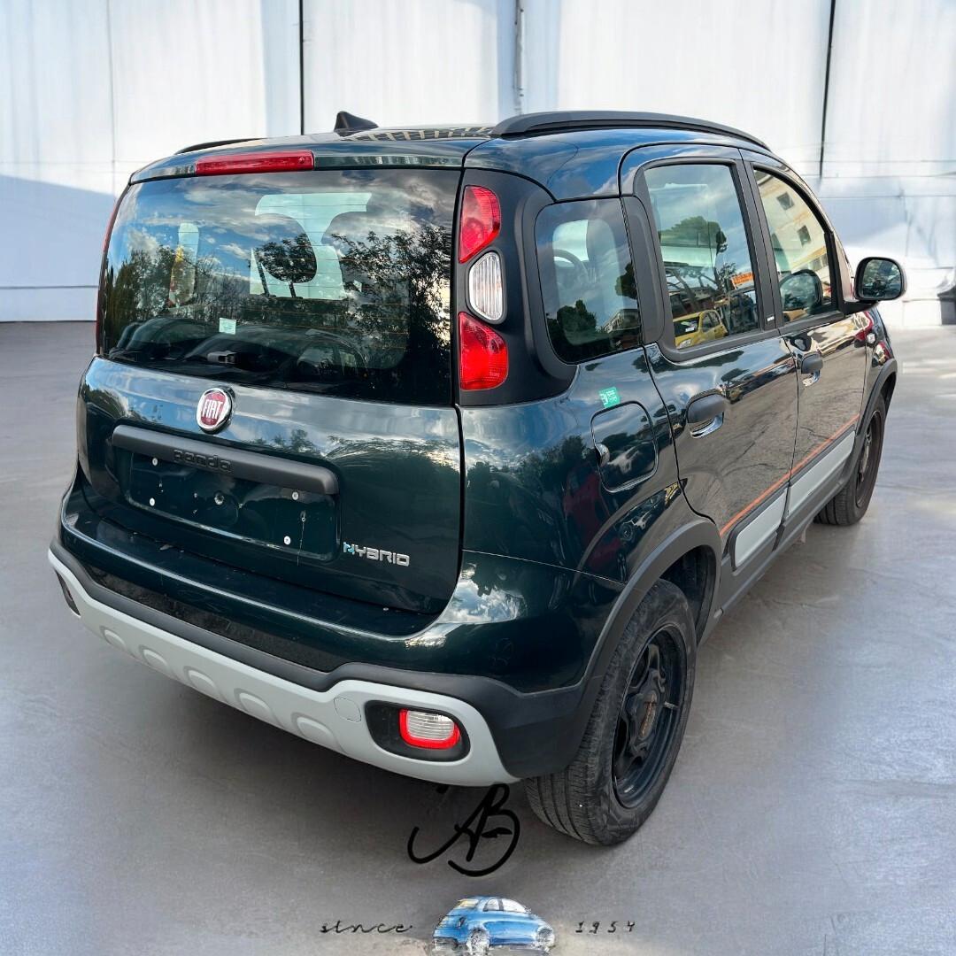 Fiat Panda 1.0 FireFly S&S Hybrid Garmin