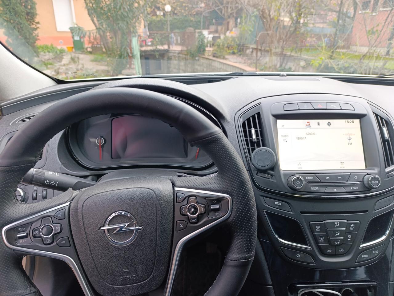 Opel Insignia 2.0 CDTI 140CV #GM