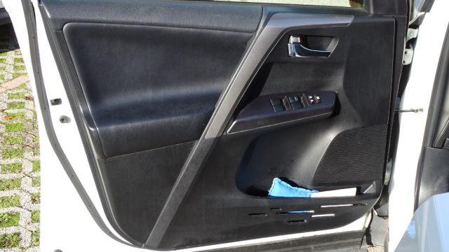 TOYOTA RAV 4 2.0 D-4D 2WD 143cv, versione "Lounge", Garanzia..