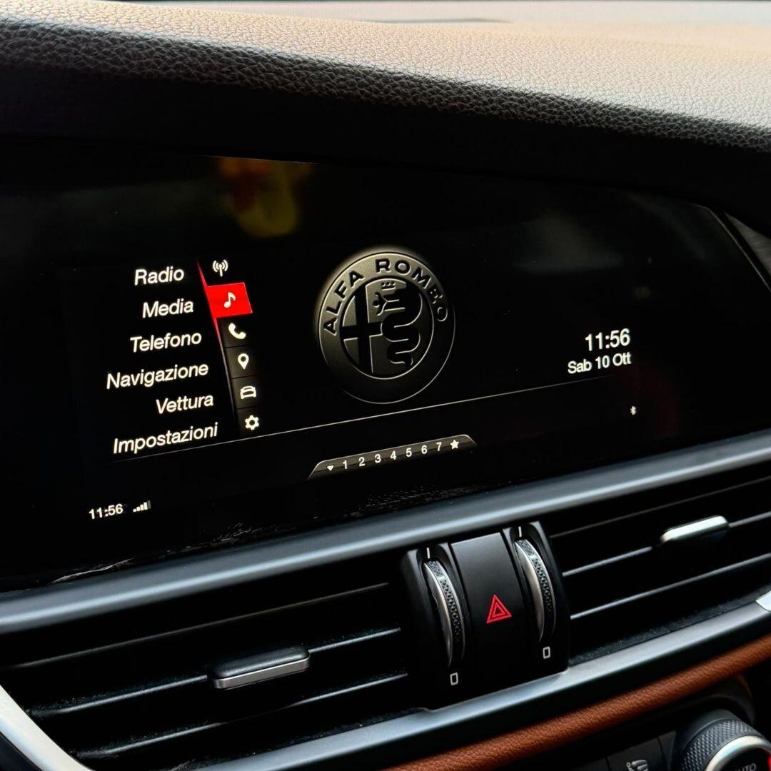 Alfa Romeo Giulia 2.2 TD - 180 CV