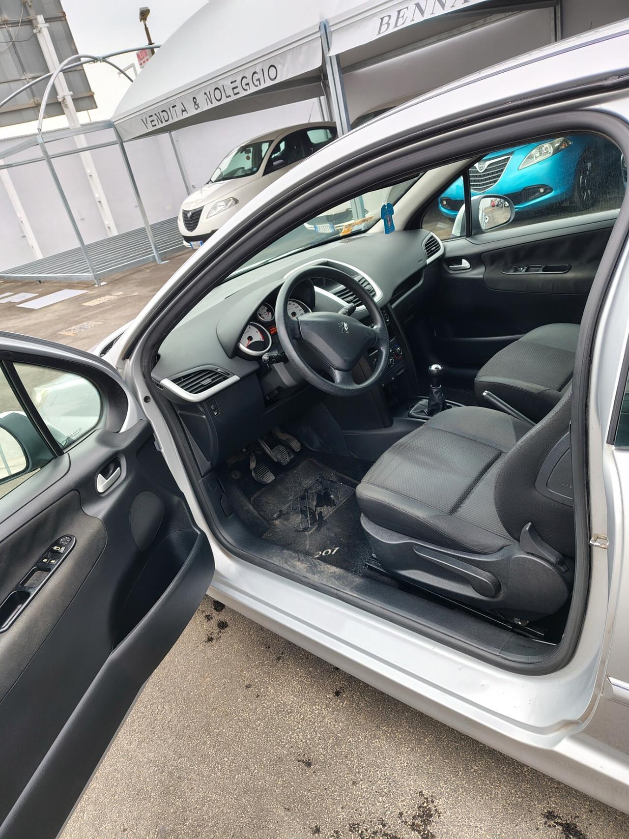 Peugeot 207 1.4 HDi 70CV 3p. Sweet Years