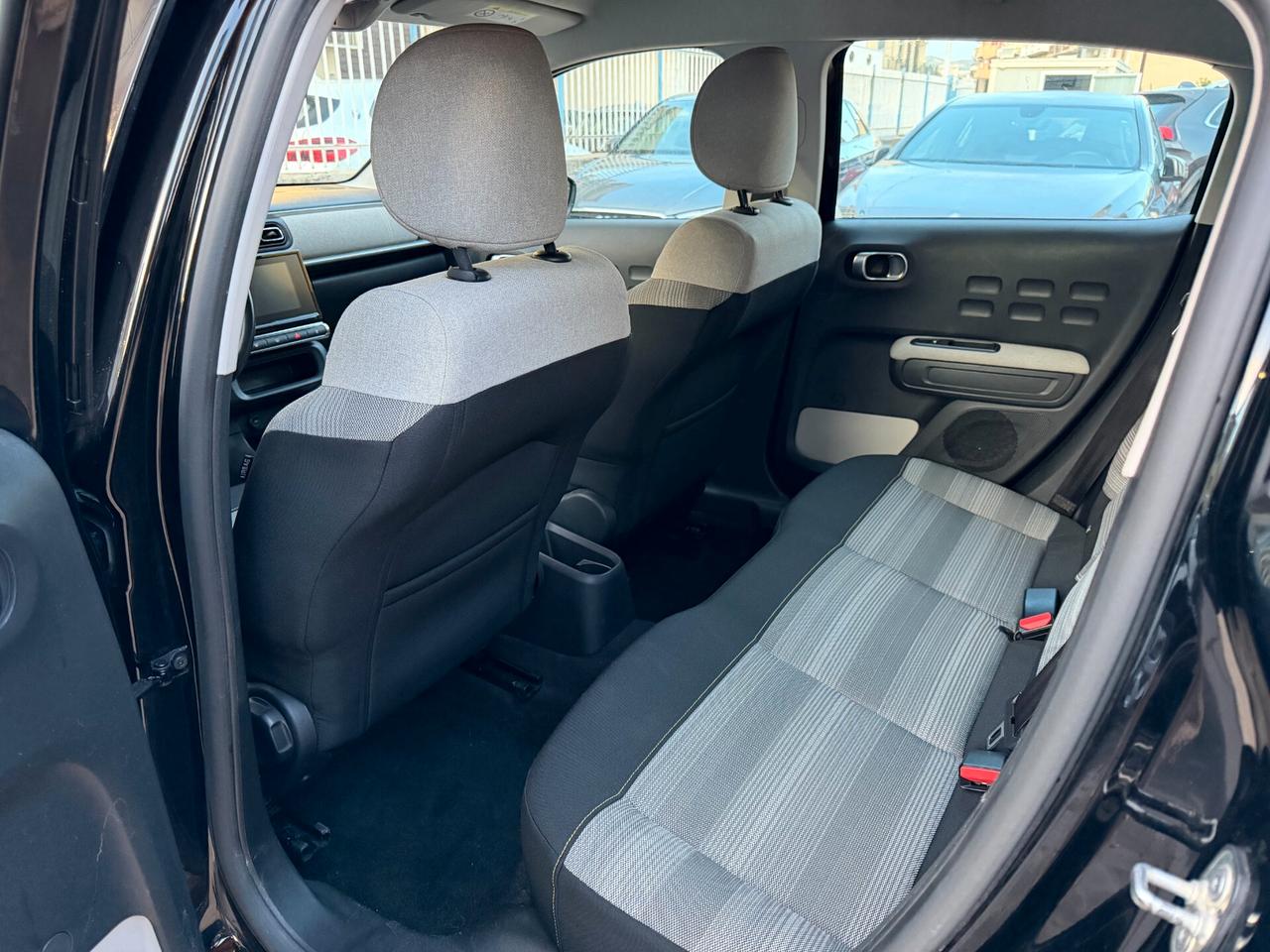 Citroen C3 PureTech - Shine 2019 RETROCAMERA